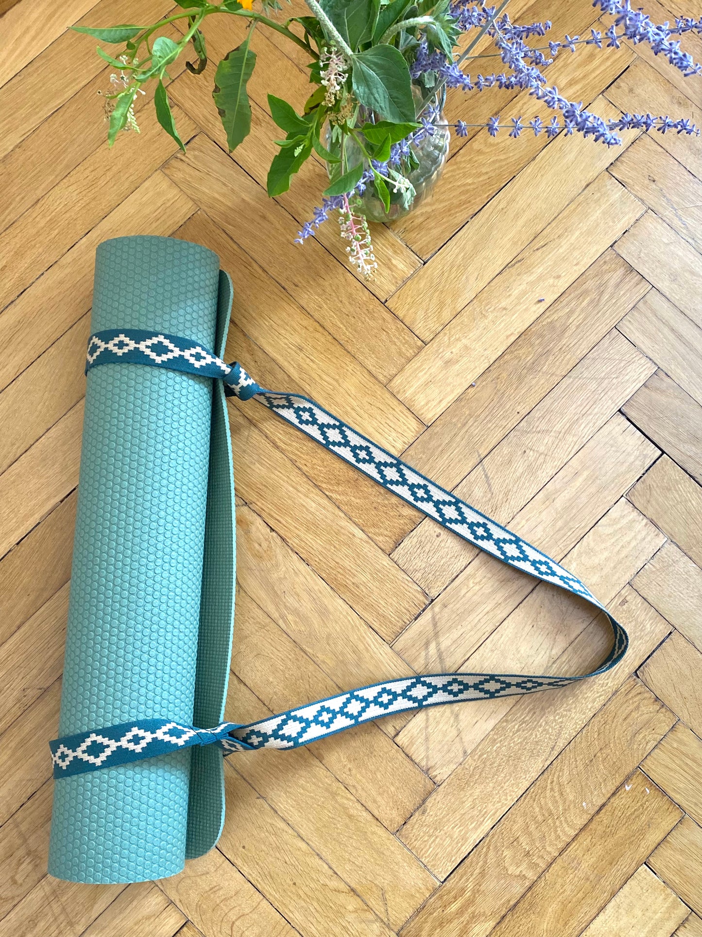 Yoga mat straps